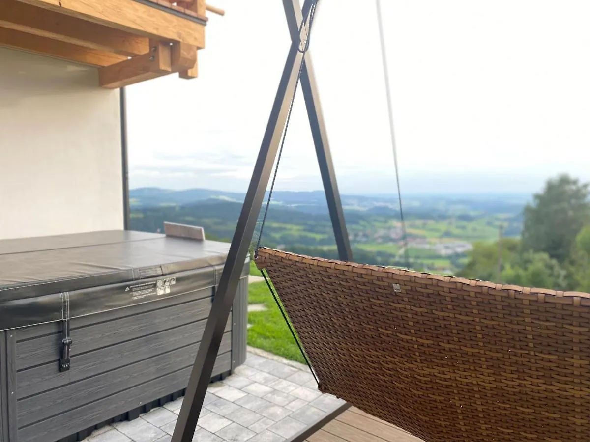 Bergchaletweitblick Grainet 0*,