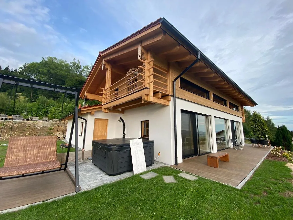 Bergchaletweitblick Grainet Chalet